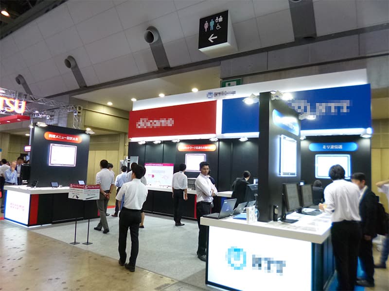 ワイヤレス・テクノロジー・パーク<br>[小間数] 6小間<br>[施工内容] 木工・システム